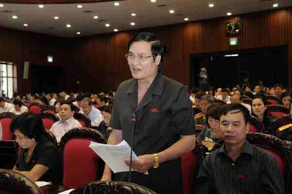 ĐB Vũ Xuân Trường cho rằng hiến pháp đã khẳng định “quyền bất khả xâm phạm” về thân thể của con người.