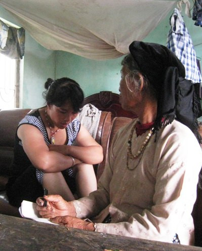 Sau 23 năm lưu lạc xứ người, chị Hoa mới được giải cứu đưa về quê. Ảnh: Lê Hoàng Sau 23 năm lưu lạc xứ người, chị Hoa mới được giải cứu đưa về quê. Ảnh: Lê Hoàng