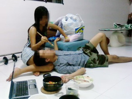 Sinh viên sống thử nhưng tác hại thật.