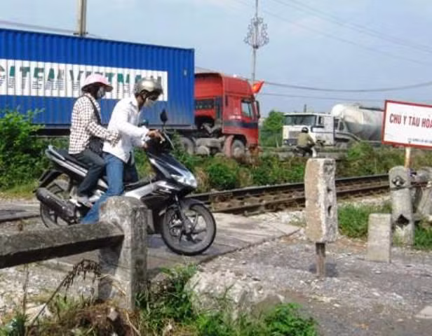 Đinh tặc luôn xuất hiện ở những đoạn đường ngang giao cắt