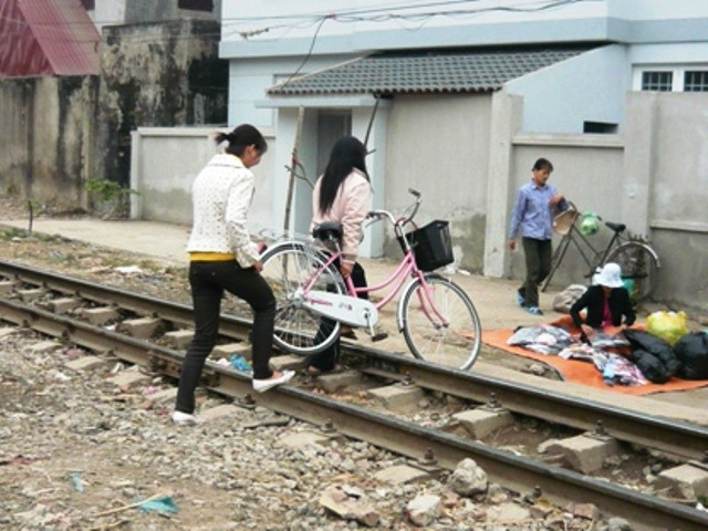 Bất chấp hiểm nguy