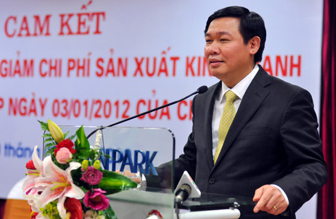 VnExpress đưa tin, theo Bộ trưởng Tài chính Vương Đình Huệ, Quy chế Giám sát tài chính đối với doanh nghiệp Nhà nước sắp được ban hành sẽ siết chặt quản lý đối với các tập đoàn, tổng công ty, đặc biệt là vấn đề quy trách nhiệm lãnh đạo. Ảnh: VnExpress. VnExpress đưa tin, theo Bộ trưởng Tài chính Vương Đình Huệ, Quy chế Giám sát tài chính đối với doanh nghiệp Nhà nước sắp được ban hành sẽ siết chặt quản lý đối với các tập đoàn, tổng công ty, đặc biệt là vấn đề quy trách nhiệm lãnh đạo. Ảnh: VnExpress.