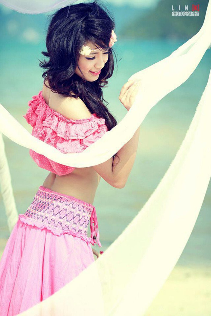 Hà Min xinh đẹp đến từng centimet Hà Min xinh đẹp đến từng centimet