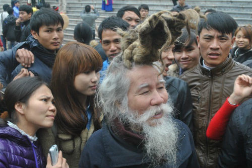 Thu hút nhiều cái nhìn chăm chăm của du khách.