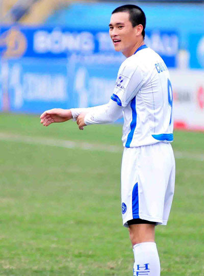 CLB Hà Nội phải tiếp Đồng Tháp ở vòng 6 Super League. Công Vinh và các đồng đồi tỏ r õ quyết tâm trong trận đấu ở sân nhà Hàng Đẫy.