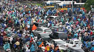 Việc phân làn phân tuyến hiện nay cũng cần phải làm và kiên quyết. Việc phân làn phân tuyến hiện nay cũng cần phải làm và kiên quyết.