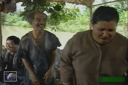 Cũng trong năm 2006, sở Văn hóa thông tin Tp. HCM bình chọn Hồ Kiểng là 1 trong 5 nghệ sĩ đạt chuẩn Nghệ sĩ nhân dân. (hình ảnh trong phim Đất Phương Nam) Cũng trong năm 2006, sở Văn hóa thông tin Tp. HCM bình chọn Hồ Kiểng là 1 trong 5 nghệ sĩ đạt chuẩn Nghệ sĩ nhân dân. (hình ảnh trong phim Đất Phương Nam)