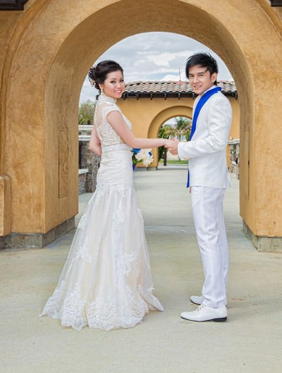 Đan Trường và vợ sắp cưới đã yêu nhau hơn 1 năm. Đan Trường và vợ sắp cưới đã yêu nhau hơn 1 năm.