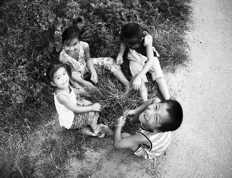 Tuổi thơ tươi đẹp.