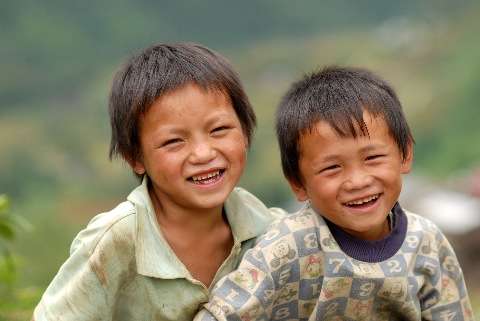 Nụ cười hồn nhiên của trẻ em nơi đây. Nụ cười hồn nhiên của trẻ em nơi đây.