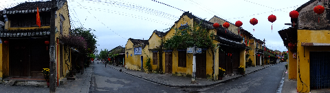 Những ngã rẽ cong cong làm nên Hội An với một nét đẹp riêng. Những ngã rẽ cong cong làm nên Hội An với một nét đẹp riêng.