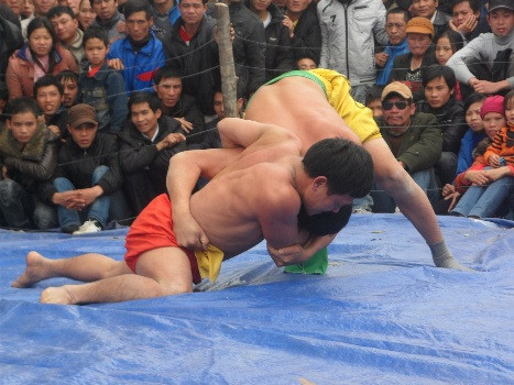 Lựa thế...và quật ngã đối thủ