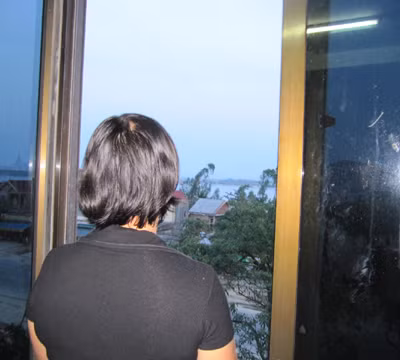 Chị Hoàng Thị Thái mong sớm tìm thấy thi thể cháu Gôn.