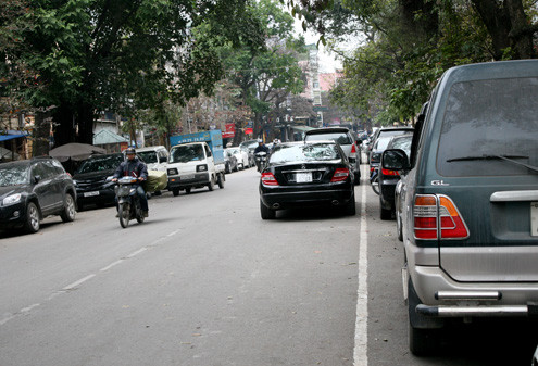 ...phố Cửa Đông, Ngô Quyền, Lý Thường Kiệt, Trần Hưng Đạo. ...phố Cửa Đông, Ngô Quyền, Lý Thường Kiệt, Trần Hưng Đạo.