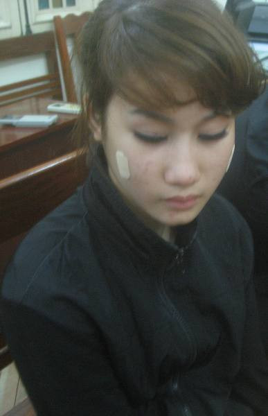 Quân, Phương tại CQĐT, tối 23-10