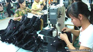 Nhiều người có bằng cấp ở VN làm các công việc khác với chuyên môn được đào tạo, theo tác giả Nhiều người có bằng cấp ở VN làm các công việc khác với chuyên môn được đào tạo, theo tác giả