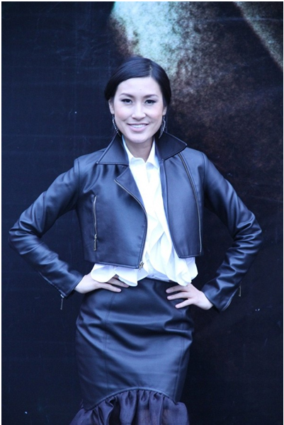 Nữ diễn viên Kathy Uyên tại buổi lễ ra mắt phim After Earth. Nữ diễn viên Kathy Uyên tại buổi lễ ra mắt phim After Earth.