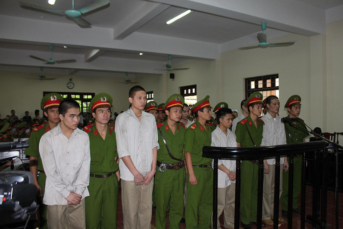 Các bị cáo trong phiên tòa Các bị cáo trong phiên tòa