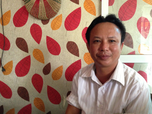 Ông Đàm Xuân Lộc cho biết, không hiểu lý do gì mà hơn trăm cảnh sát có mặt tại bệnh viện không cho Hải nhập viện ngay, mặc dù Hải rất nguy kịch. Ông Đàm Xuân Lộc cho biết, không hiểu lý do gì mà hơn trăm cảnh sát có mặt tại bệnh viện không cho Hải nhập viện ngay, mặc dù Hải rất nguy kịch.