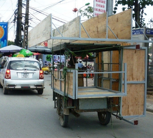 Nguy hiểm... Nguy hiểm...