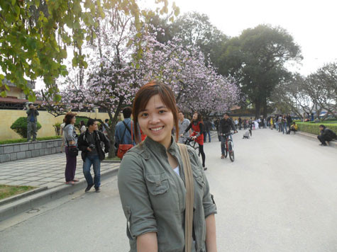 Đỗ Thị Kim Oanh, thủ khoa 2010, trường ĐH Kiến trúc Hà Nội. Đỗ Thị Kim Oanh, thủ khoa 2010, trường ĐH Kiến trúc Hà Nội.