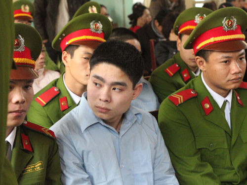 Thái độ của Lê Văn Luyện phiên xét xử ngày 10/1 Thái độ của Lê Văn Luyện phiên xét xử ngày 10/1