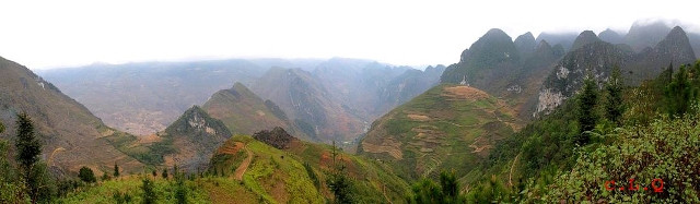 Đồi núi trập trùng Đồi núi trập trùng