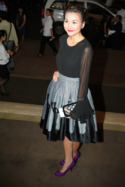 "Tú bà" Thanh Hằng.