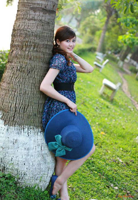 Hoàng Diệp Anh Hoa khôi trường ĐH Chu Văn An sở hữu nét đẹp rất Á Đông Hoàng Diệp Anh Hoa khôi trường ĐH Chu Văn An sở hữu nét đẹp rất Á Đông