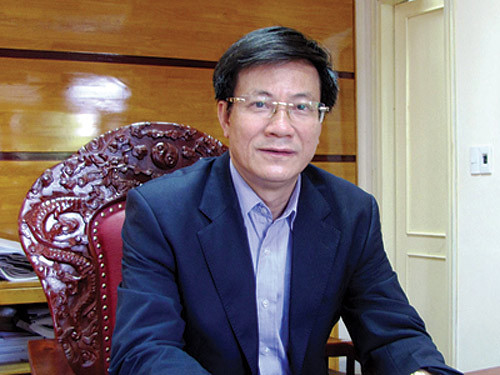 Bí thư Tỉnh ủy Lương Ngọc Bính đã đích thân đi kiểm tra đột xuất tại... các quán cà phê. Bí thư Tỉnh ủy Lương Ngọc Bính đã đích thân đi kiểm tra đột xuất tại... các quán cà phê.