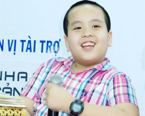 Nét hồn nhiên của cậu bé Đỗ Nhật Nam khi trò chuyện Nét hồn nhiên của cậu bé Đỗ Nhật Nam khi trò chuyện