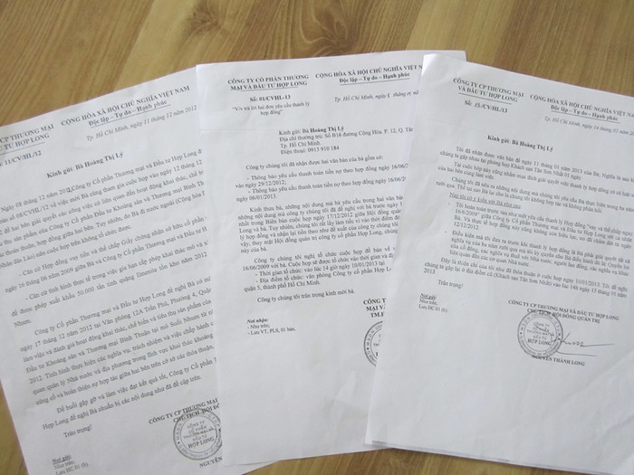 - Ông Long đã gửi 3 văn bản ngay sau khi bà Lý gửi văn bản "đòi nợ". - Ông Long đã gửi 3 văn bản ngay sau khi bà Lý gửi văn bản "đòi nợ".