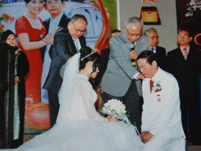Đám cưới với xe siêu sang rình rang qua nhiều con đường ở Vũng Tàu. Đám cưới với xe siêu sang rình rang qua nhiều con đường ở Vũng Tàu.