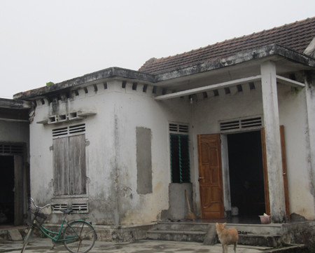 Chị gái nạn nhân kể về bà chủ bắt osin xăm rết lên mặt ảnh 5 Chị gái nạn nhân kể về bà chủ bắt osin xăm rết lên mặt ảnh 5