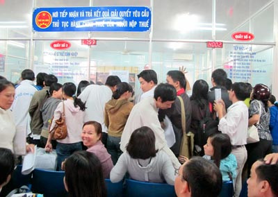 "Rất cần phải đào tạo lại các kỹ năng vi tính cơ bản cho các công chức để công việc được giải quyết nhanh chóng hơn"