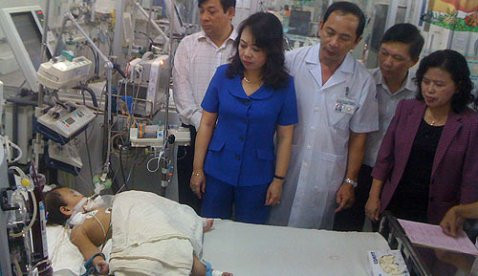 Bệnh viện quá tải: Đau đớn riêng của bà Bộ trưởng? ảnh 1 Bệnh viện quá tải: Đau đớn riêng của bà Bộ trưởng? ảnh 1