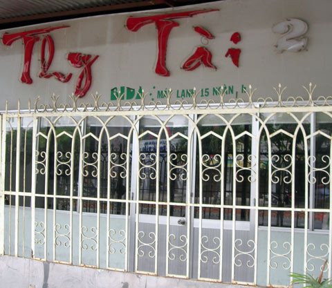 Nơi công an ập vào bắt giữ hai quan chức đánh cờ cược tiền tỷ. Ảnh: Thiên Phước Nơi công an ập vào bắt giữ hai quan chức đánh cờ cược tiền tỷ. Ảnh: Thiên Phước