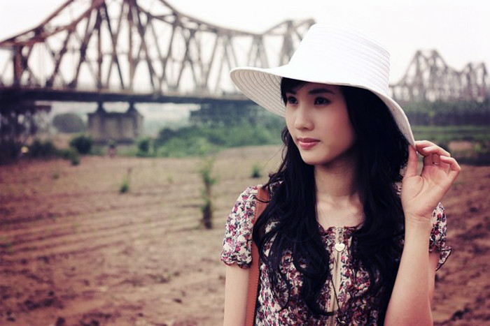 Đó là được đi chợ sắm hoa, lên chùa cầu may và về thăm ông bà ngoại ở xa