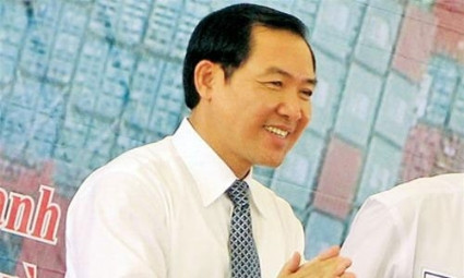 Cựu Chủ tịch Vinalines Dương Chí Dũng chuẩn bị hầu tòa. Cựu Chủ tịch Vinalines Dương Chí Dũng chuẩn bị hầu tòa.
