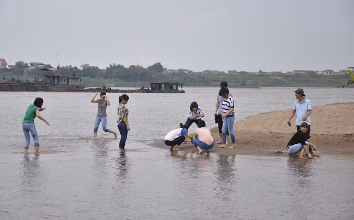 Vừa vui đùa vừa tranh thủ lưu lại những khoảnh khắc ấn tượng.