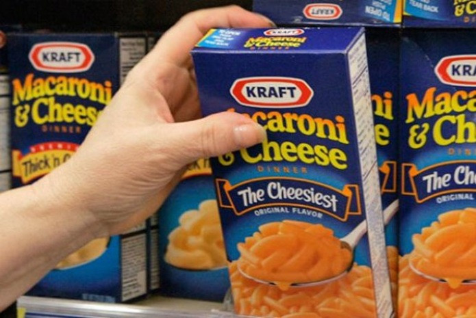 8. Kraft: Tỷ lệ tăng/giảm người ưa thích : -10%. Xếp hạng chung về mức độ được ưa thích vào cuối năm 2012: 11. Chính việc Kraft đưa ra lập trường ủng hộ thực phẩm biến đổi gen đã khiến hãng mất đi nhiều người ủng hộ trên mạng xã hội trong năm 2012