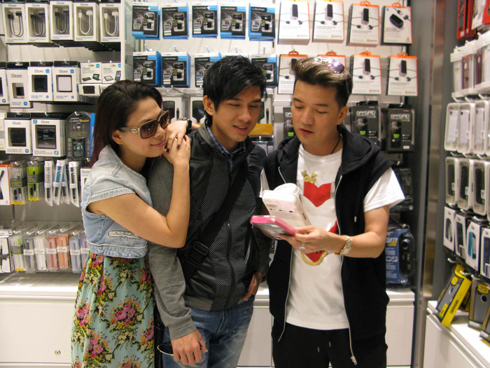 Họ tỏ ra rất thân thiết