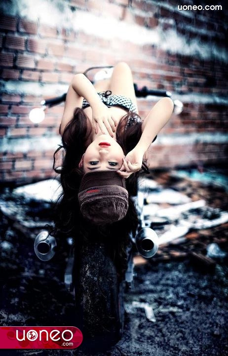 Hot girl Nana tiết lộ bị một đại gia gạ gẫm với giá gần 270 triệu cùng đoạn tin nhắn FB của mình.