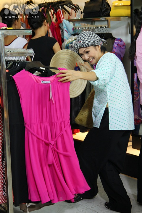 Ngắm đi ngắm lại.