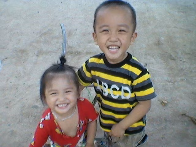 Nụ cười của các thiên thần nhỏ luôn đem lại cảm giác vui tươi, hồn nhiên