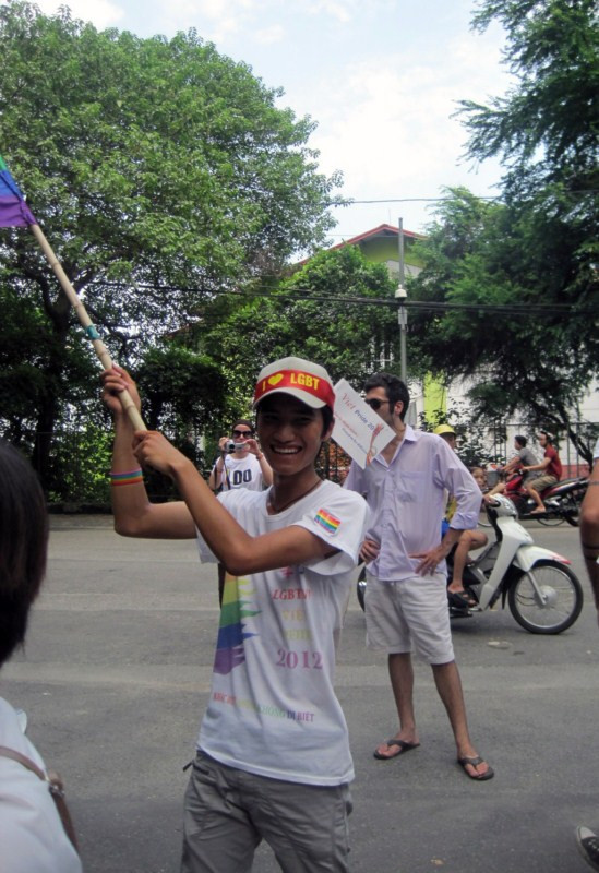 Cuộc diễu hành đạp xe bắt đầu từ 8h sáng tại sân vận động Quốc gia Mỹ Đình, vòng lên công viên Bách Thảo. Suốt chặng đường đi, đoàn thu hút được thêm nhiều bạn trẻ tham gia. >>CƯỜI VỠ BỤNG, TỨC NỔ MẮT VỚI SÁCH LẬU >>NGẮM NỮ SINH ĐẸP NHƯ PHẠM BĂNG BĂNG Cuộc diễu hành đạp xe bắt đầu từ 8h sáng tại sân vận động Quốc gia Mỹ Đình, vòng lên công viên Bách Thảo. Suốt chặng đường đi, đoàn thu hút được thêm nhiều bạn trẻ tham gia. >>CƯỜI VỠ BỤNG, TỨC NỔ MẮT VỚI SÁCH LẬU >>NGẮM NỮ SINH ĐẸP NHƯ PHẠM BĂNG BĂNG