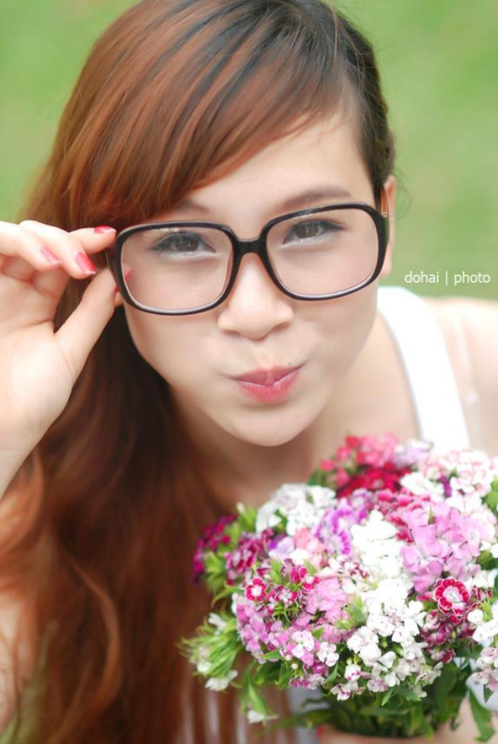 Hiện tại Hoài Thương đang là một trong những gương mặt đắt giá của cuộc thi Imiss Thăng Long 2012. Cô giáo xinh đẹp gây sốt cư dân mạng Vẻ đẹp xuân thì của Á khôi Hoàng Anh Thư Dàn hot girl "đình đám" hội tụ Imiss Thăng Long 2012