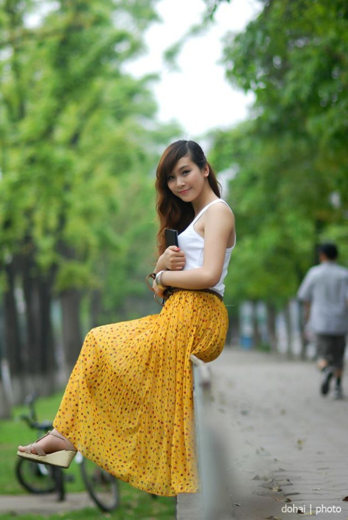 Không chỉ xinh đẹp mà Hoài Thương còn học rất khá, bạn đang ấp ủ ước mơ trở thành 1 nữ doanh nhân thành đạt. Cô giáo xinh đẹp gây sốt cư dân mạng Vẻ đẹp xuân thì của Á khôi Hoàng Anh Thư Dàn hot girl "đình đám" hội tụ Imiss Thăng Long 2012