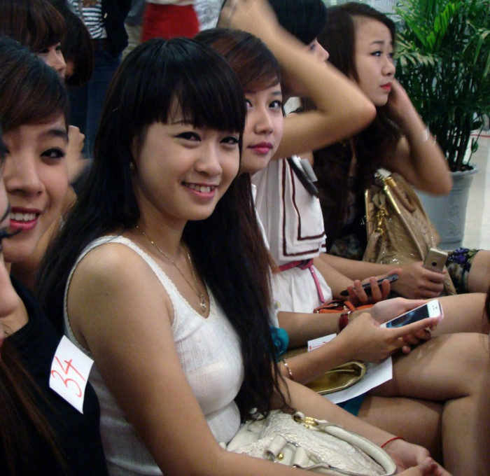 Ngoài ra, các thí sinh sẽ còn được tham gia các hoạt động từ thiện đầy ý nghĩa như: Tặng quà cho trẻ khuyết tật, từ thiện tại làng chài ven sông Hồng. Vẻ đẹp đài các của Miss Ngôi sao Bích Khanh Phát sốt vì cô giáo 9x xinh đẹp của trường chuyên Hà Nội - Amsterdam Gặp cô giáo 9x siêu kute trong ngày khai giảng trường Ams Ngoài ra, các thí sinh sẽ còn được tham gia các hoạt động từ thiện đầy ý nghĩa như: Tặng quà cho trẻ khuyết tật, từ thiện tại làng chài ven sông Hồng. Vẻ đẹp đài các của Miss Ngôi sao Bích Khanh Phát sốt vì cô giáo 9x xinh đẹp của trường chuyên Hà Nội - Amsterdam Gặp cô giáo 9x siêu kute trong ngày khai giảng trường Ams