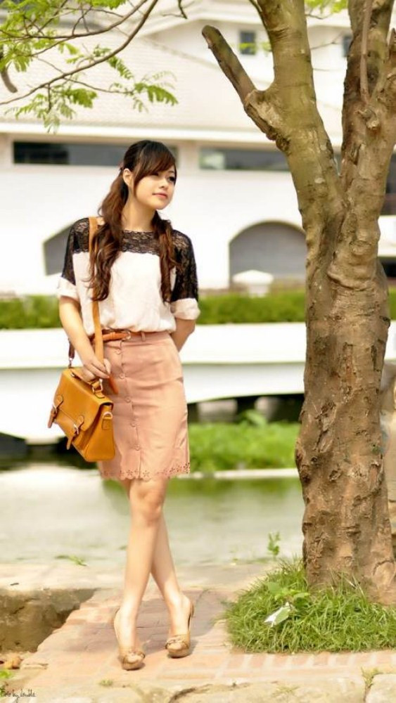 Vũ Thị Ánh Nguyệt đến từ ĐH Thăng Long. 100 người đẹp Imiss Thăng Long nóng bỏng trên sàn Catwalk Những nữ sinh diện áo dài đẹp hơn cả Hoa hậu Mai Phương Thúy (P18) Á khôi ĐH Lao động Xã hội đẹp long lanh giữa đồng hoa cải Ngẩn ngơ vì hotgirl Đại học Ngoại thương